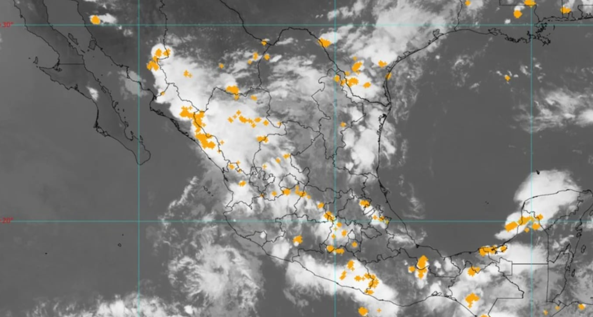 Onda Tropical 9 dejará fuertes lluvias con descargas eléctricas e inundaciones